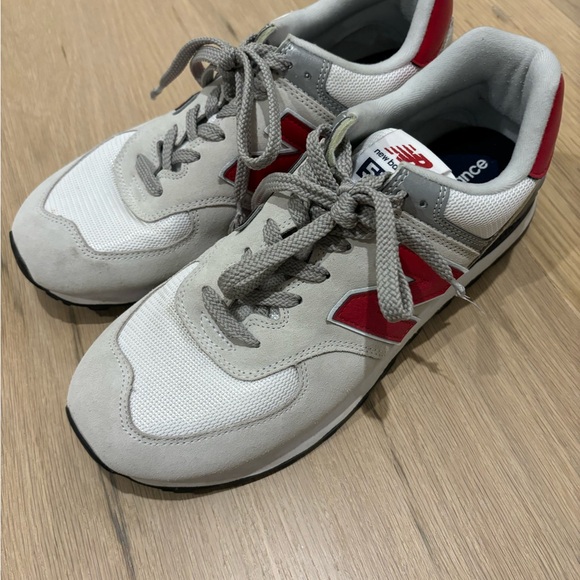 New Balance 574 in size 11.5 men’s - Picture 5 of 6